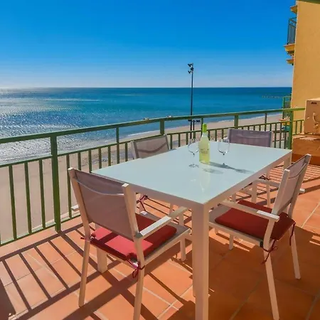 Over The Sea Amazing Views Beachfront 公寓 *