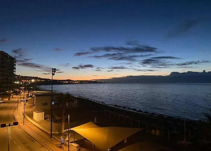 Over The Sea Amazing Views Beachfront *