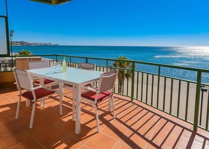 דירה Over The Sea Amazing Views Beachfront