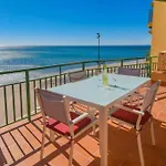 Over The Sea Amazing Views Beachfront شقة *